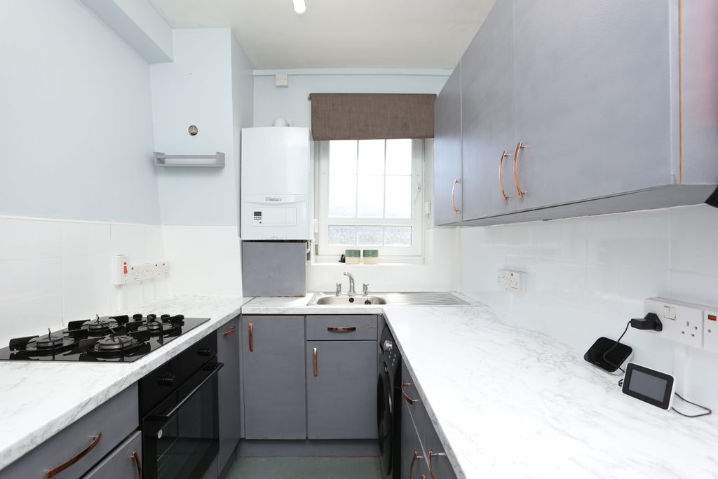 Property photo 3 of 13 Img_5737.Jpg