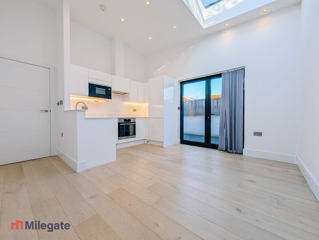 Property photo 1 of 8 Photo 1