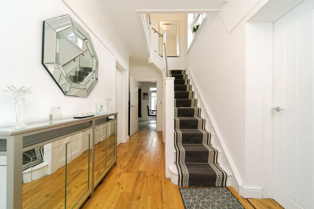 Property photo 2 of 15 Hall