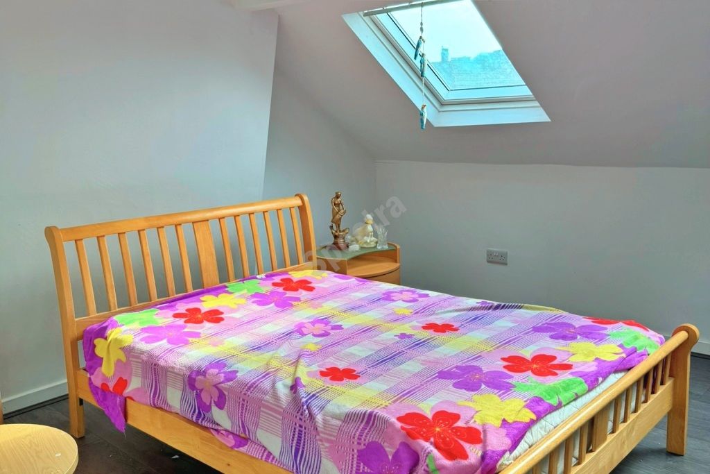 Property photo 1 of 9 Top Floor Studio Flat To Let Â€“ Oak Tree Lane, Selly Oak, Birmingham