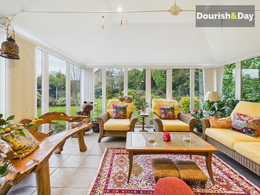 Property photo 2 of 38