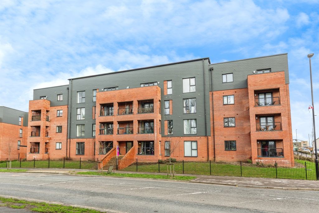 Property photo 1 of 15