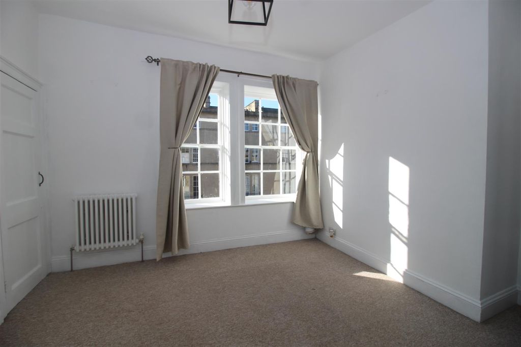 Property photo 3 of 18 Img_1661.Jpg