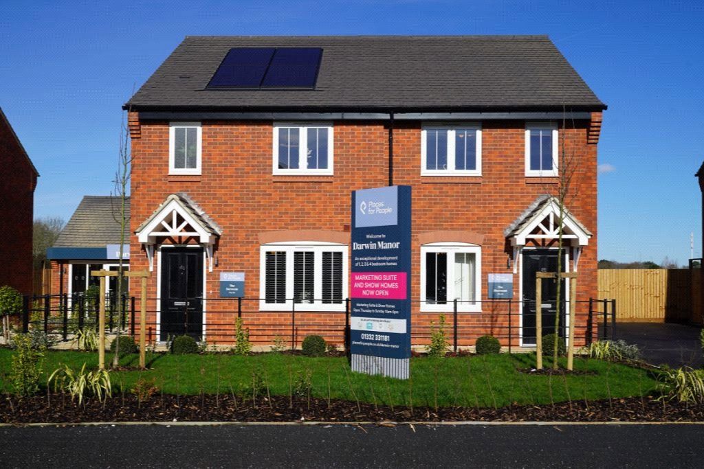 Property photo 1 of 10 Show Home