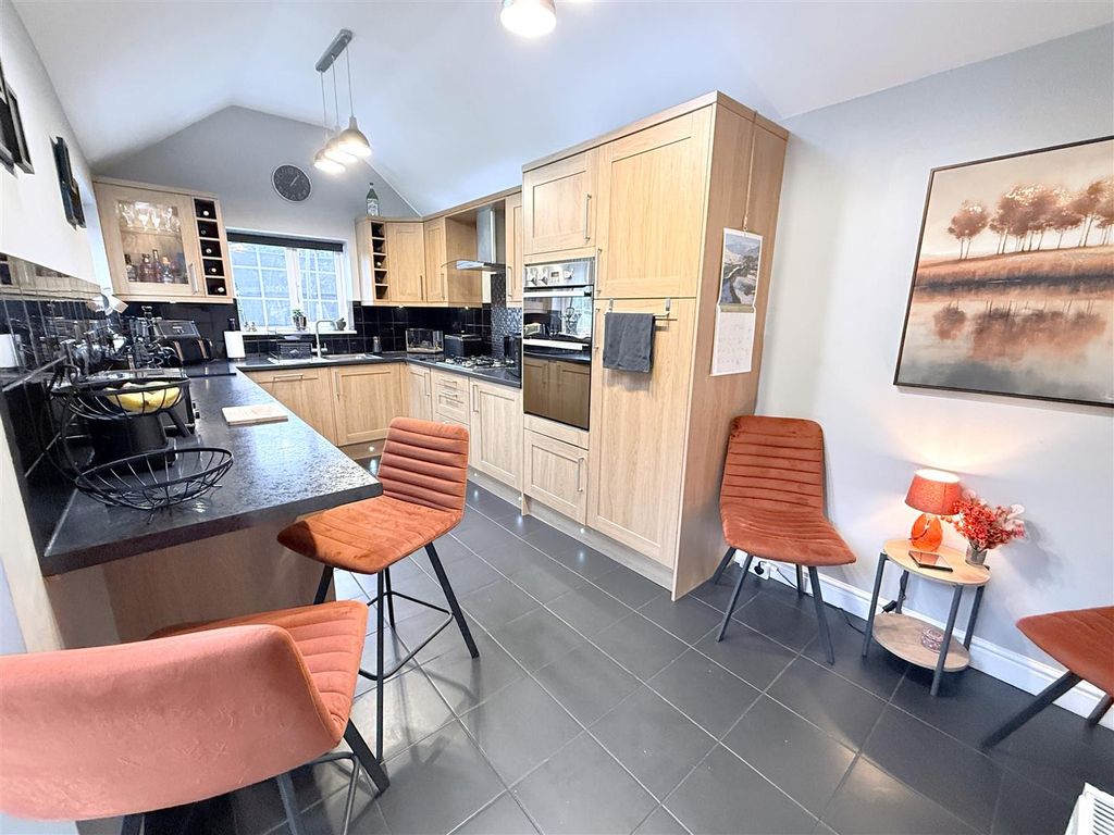 Property photo 2 of 26 Img_0040.Jpg