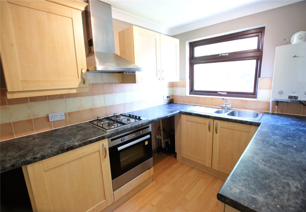 Property photo 3 of 7 Picture No. 11
