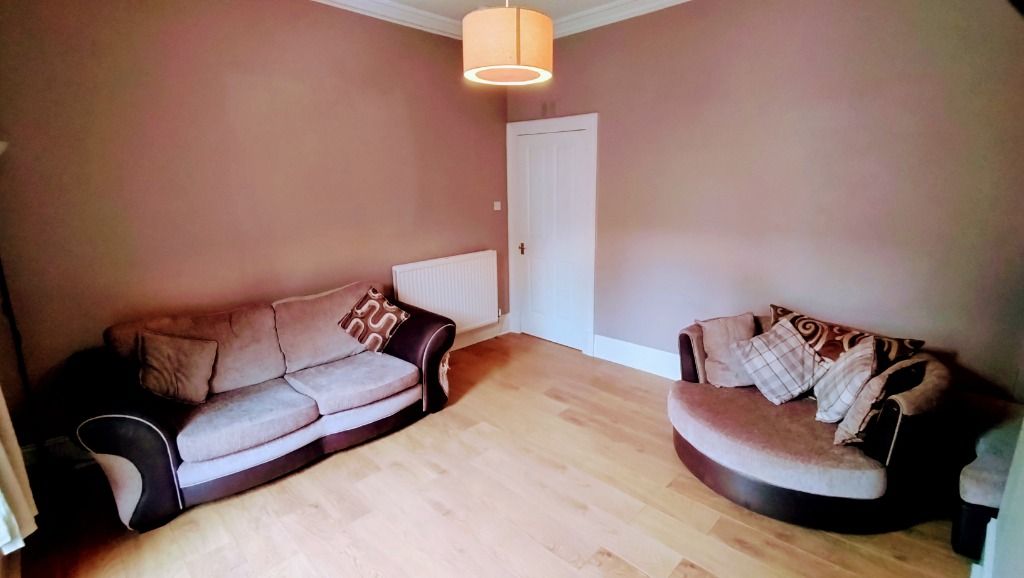 Property photo 2 of 7 Photo 2