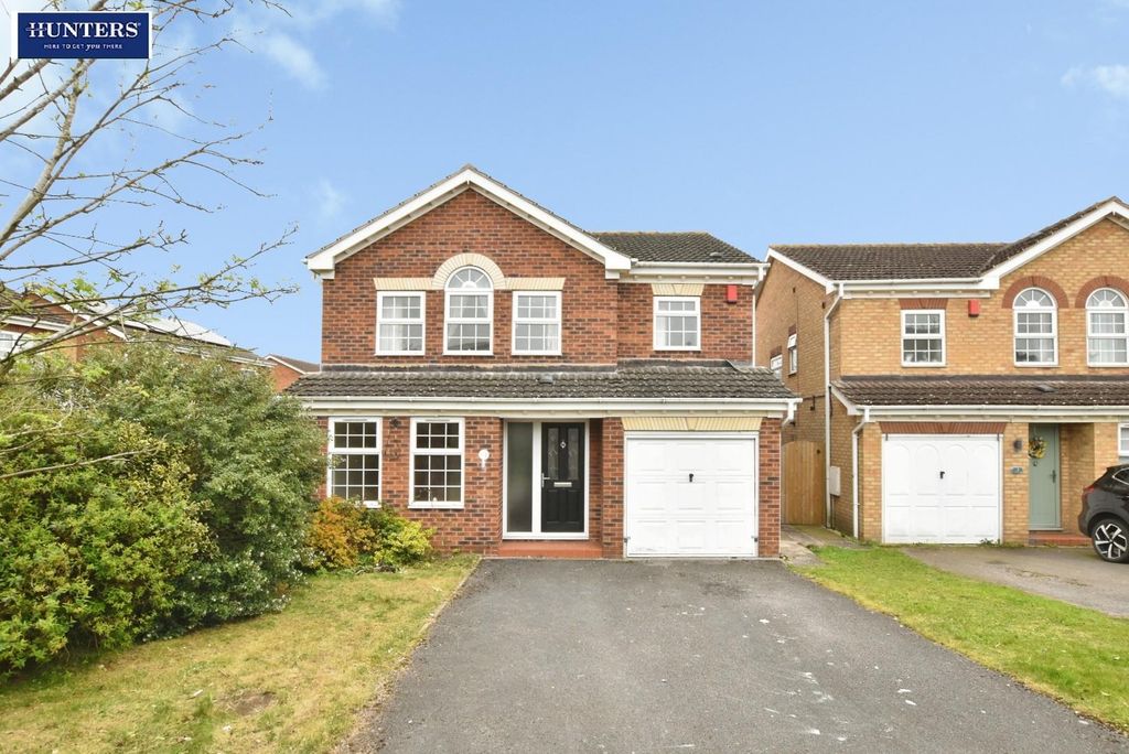 Property photo 3 of 18 Front Exterior