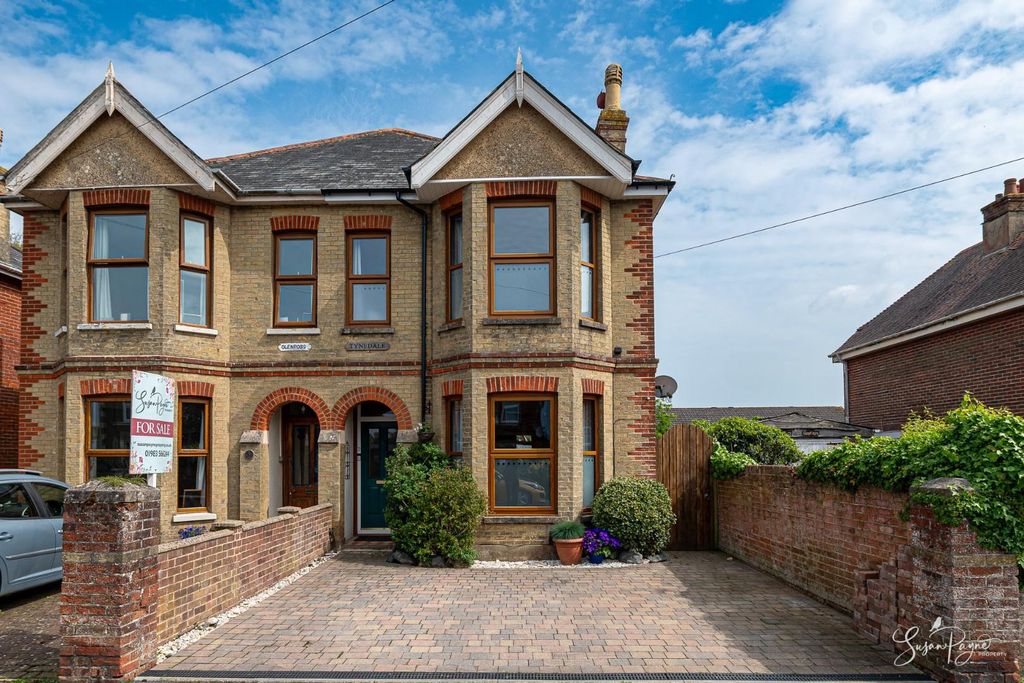 Property photo 1 of 45 Tynedale
