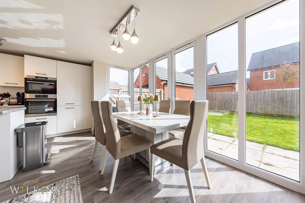 Property photo 2 of 35 Photograph