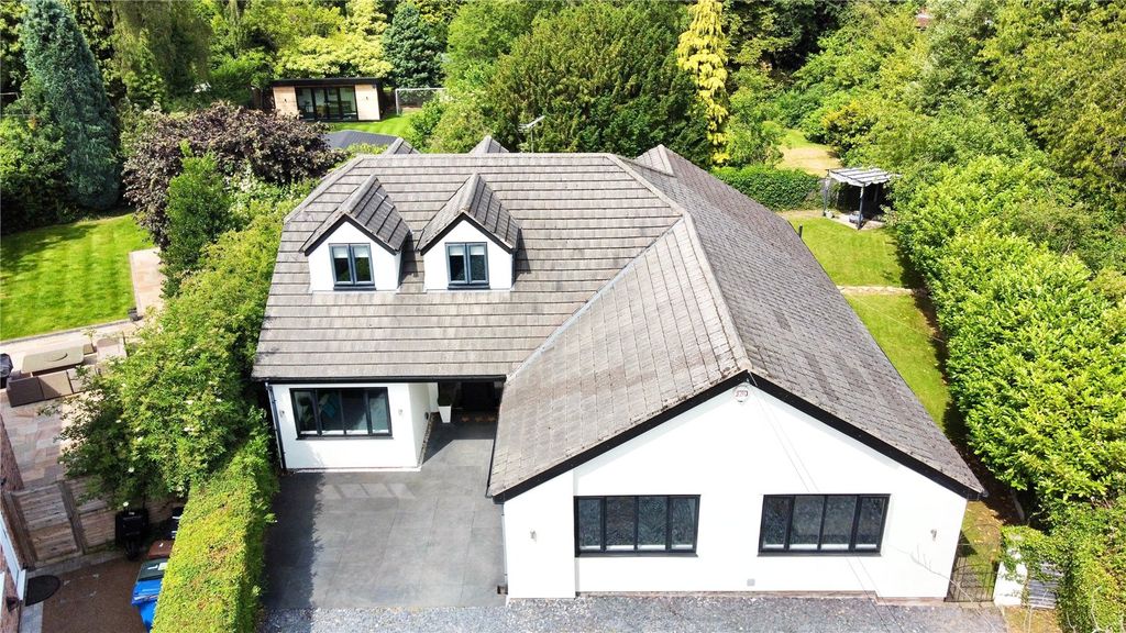 Property photo 1 of 22 Picture No. 23