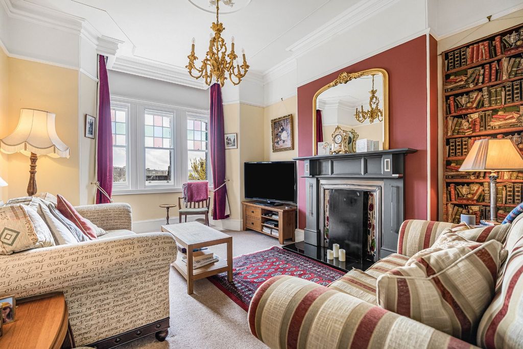Property photo 2 of 40 5291883