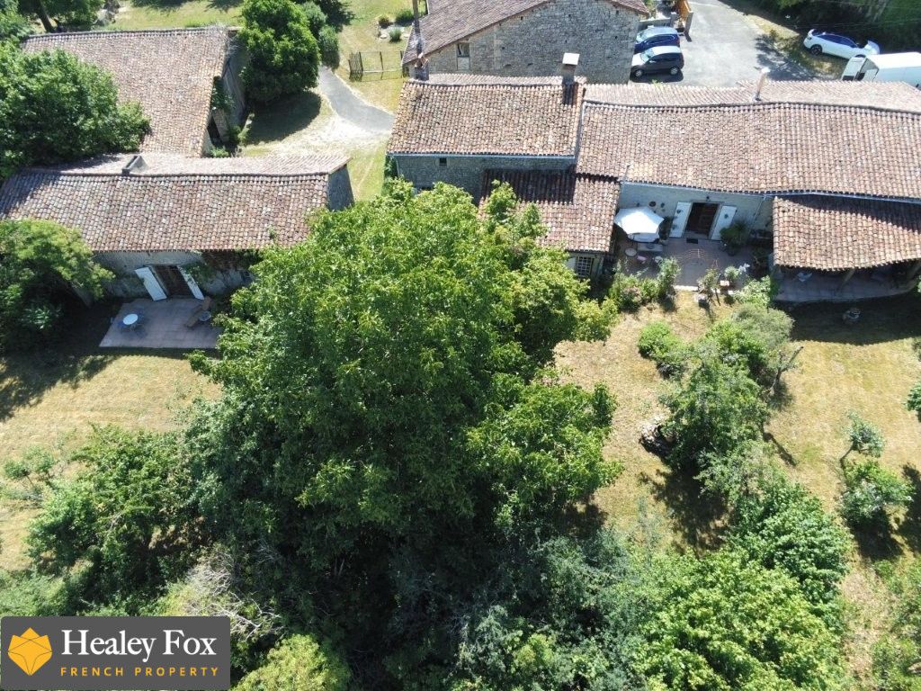 Property photo 2 of 72 1_Maison_Avec_Gite_Sur_2_Hectares_2_6A32Aecb13Ac6