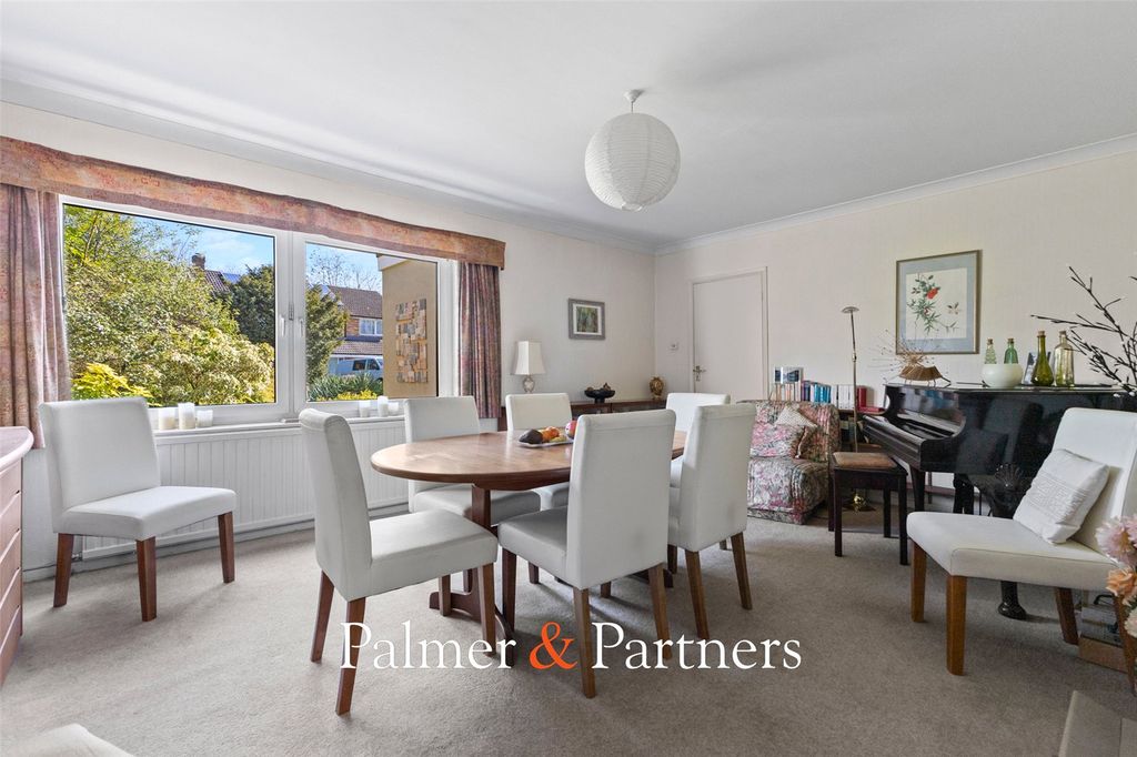 Property photo 3 of 27 Picture No. 08