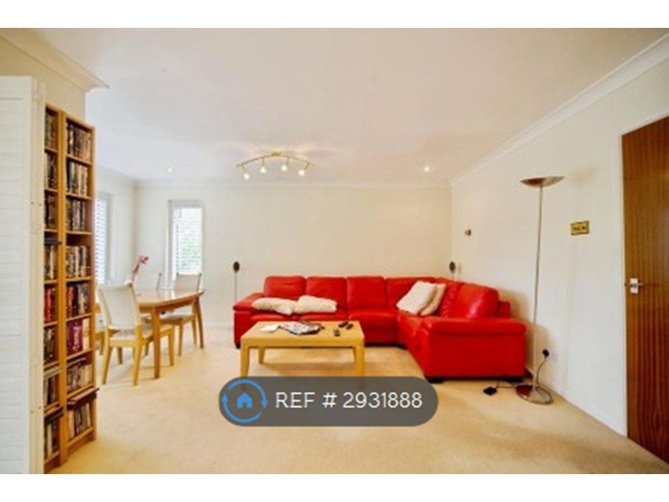Property photo 3 of 19
