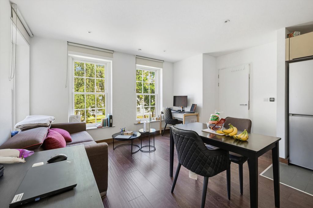 Property photo 1 of 12 Image