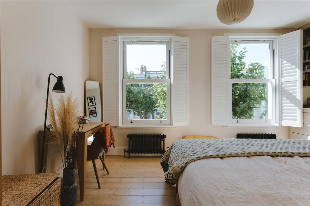 Property photo 2 of 30 Clifden Road-7.Jpg