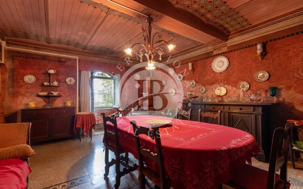 Property photo 1 of 28