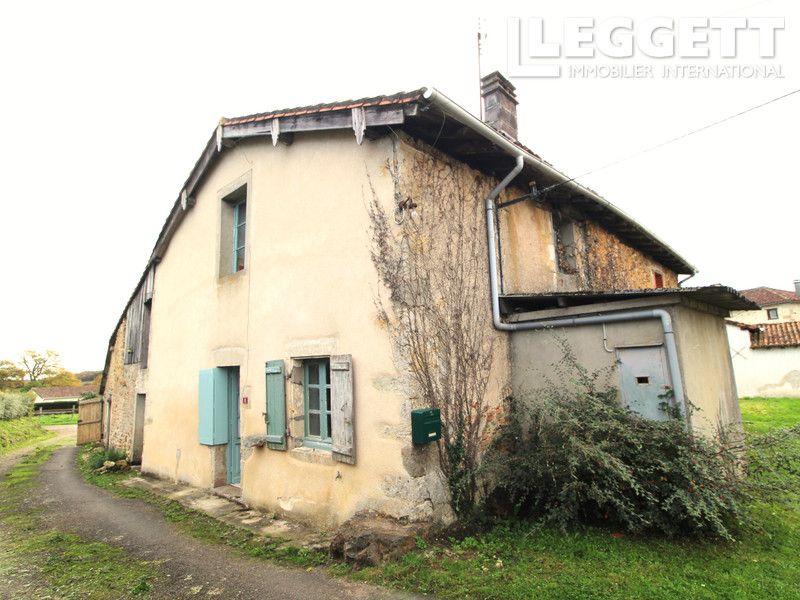 Property photo 2 of 10