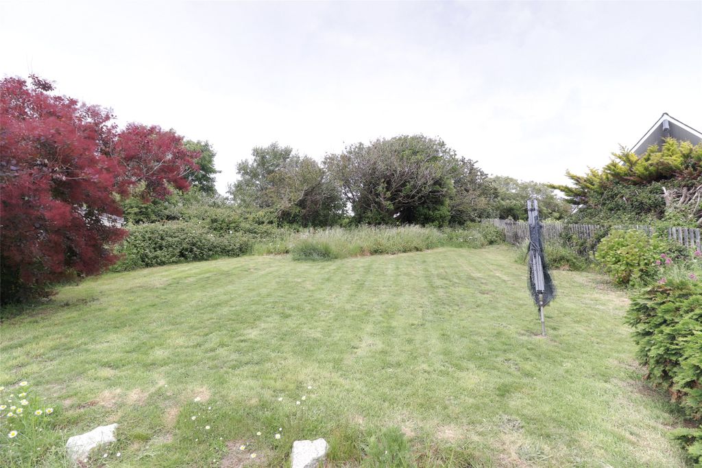 Property photo 3 of 11 3 - Picture No. 03