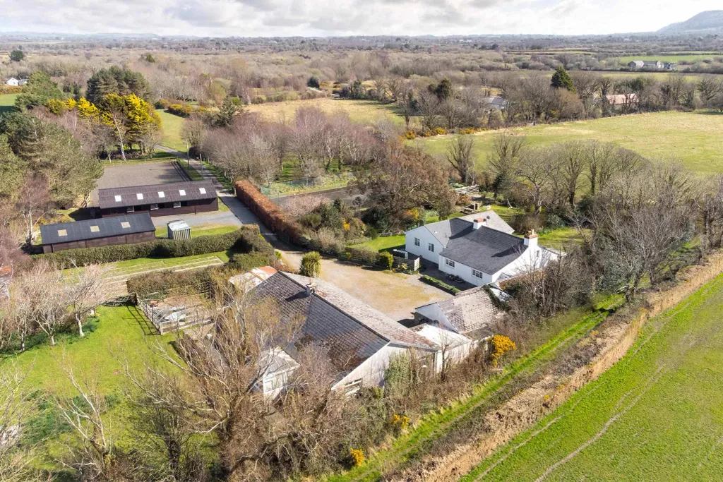 Property photo 1 of 66