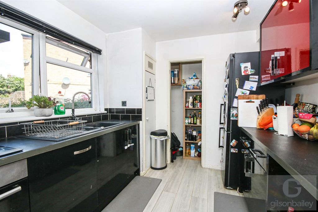 Property photo 3 of 10 Img_6324-2.Jpg