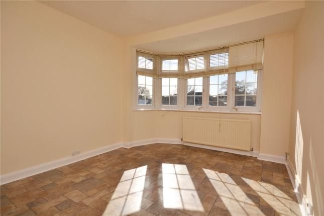 Property photo 1 of 8 Living Room