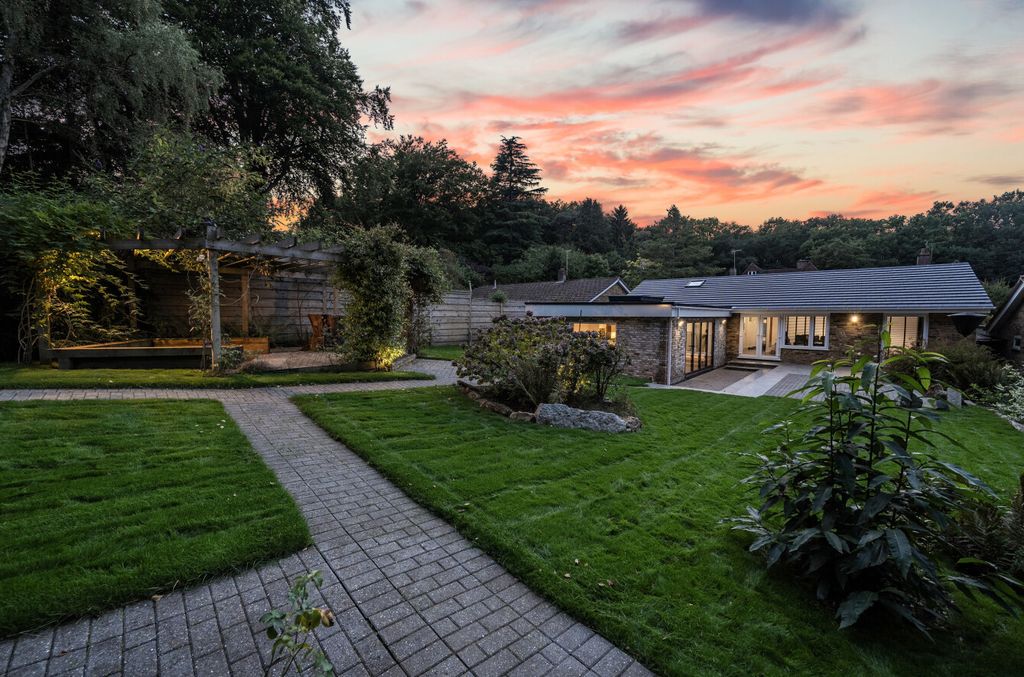 Property photo 1 of 28 1347655-13-68Bb35...