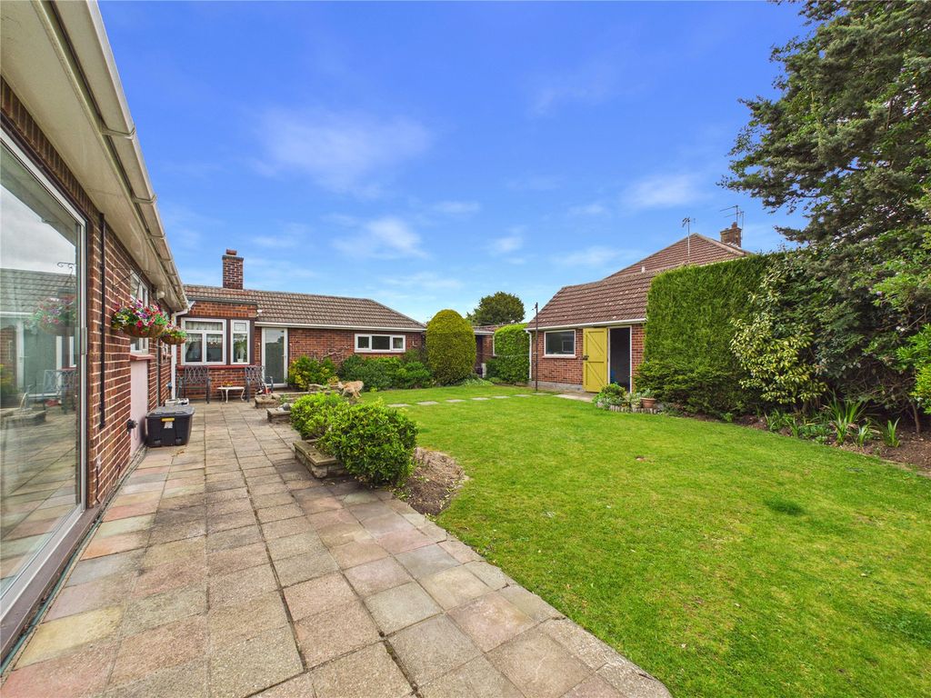 Property photo 2 of 23 Picture No. 20