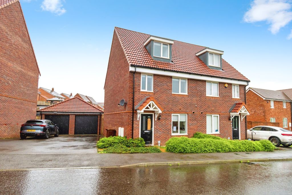 Property photo 1 of 23