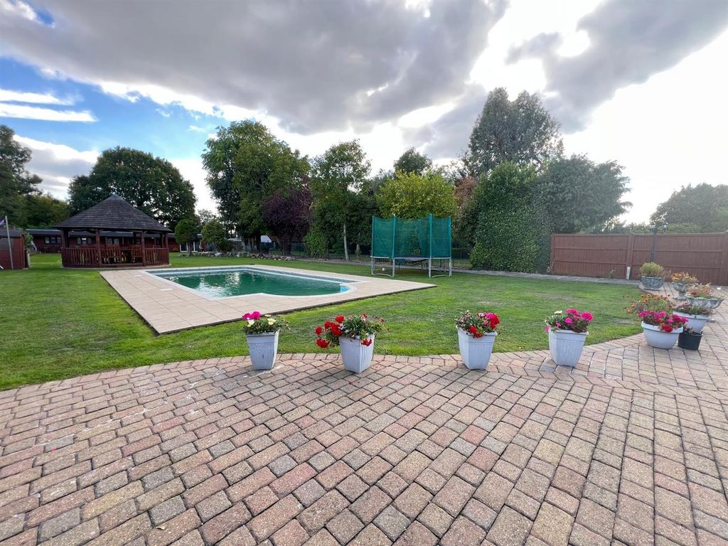 Property photo 2 of 25 02.Jpg