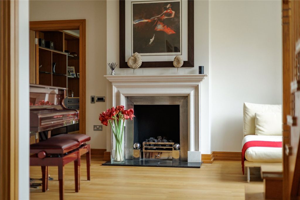 Additional image 7 of 7 bed detached house for saleHascombe Road, Godalming, Surrey GU8