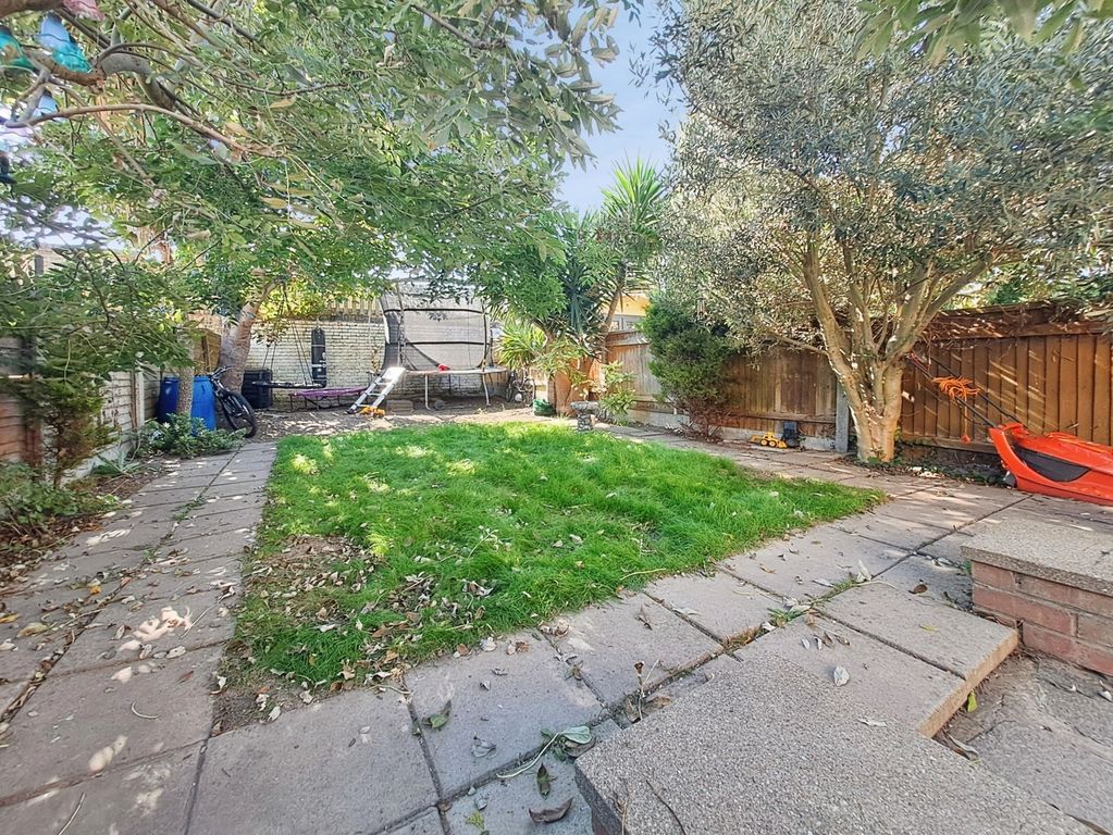 Property photo 3 of 19 Pbox-Img.Jpg