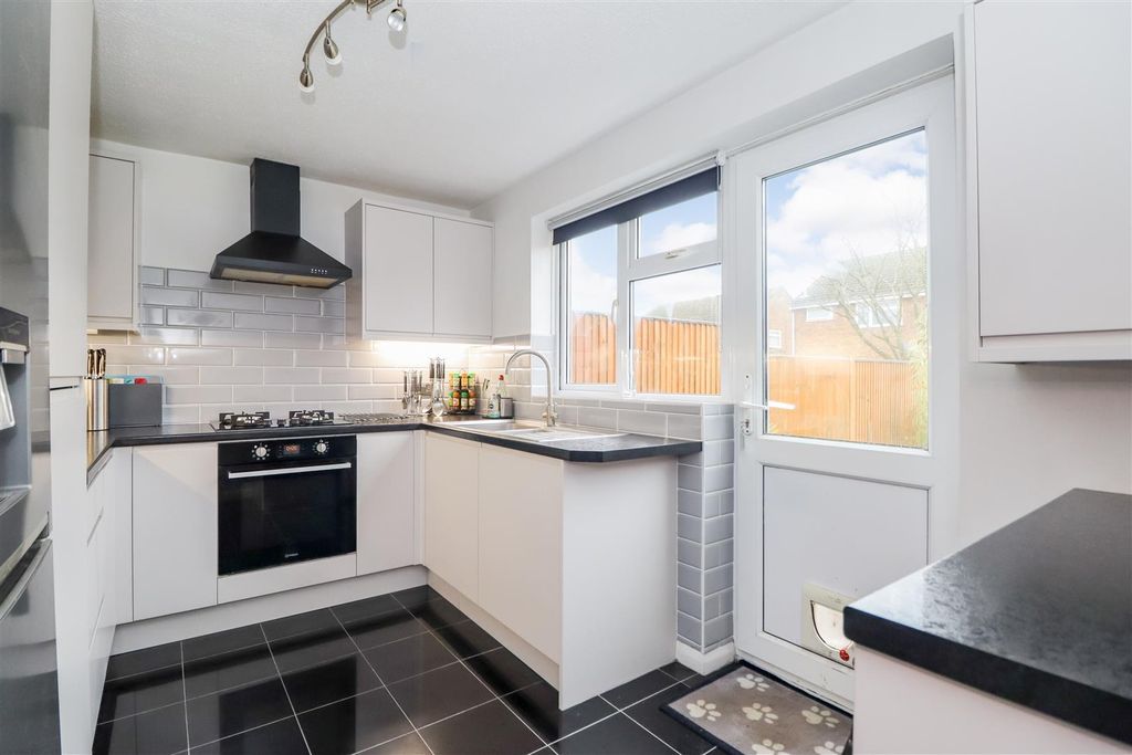 Property photo 3 of 17