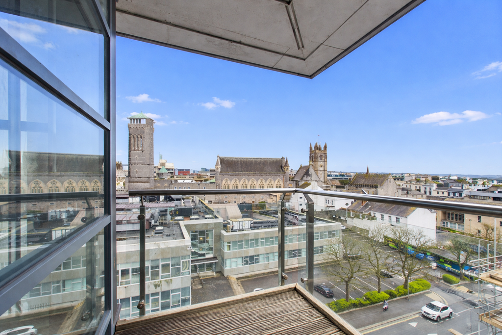 Property photo 2 of 34