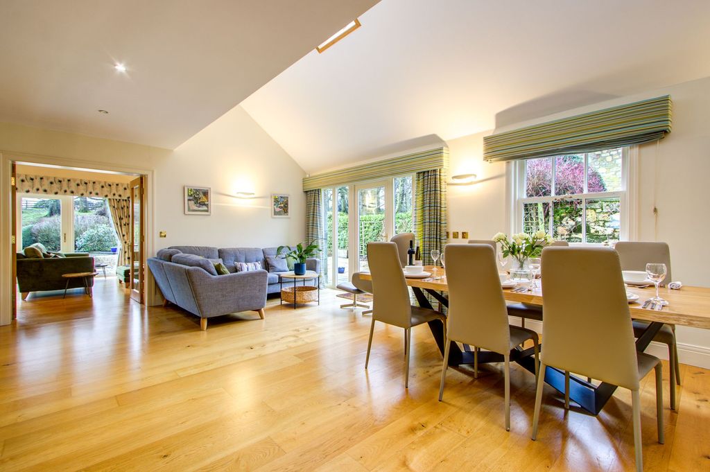 Property photo 3 of 47 Dining/Living Area