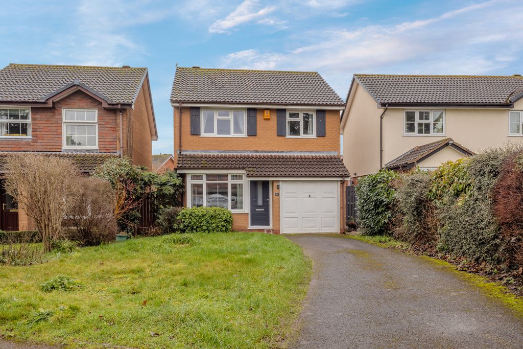 Property photo 1 of 18 Front