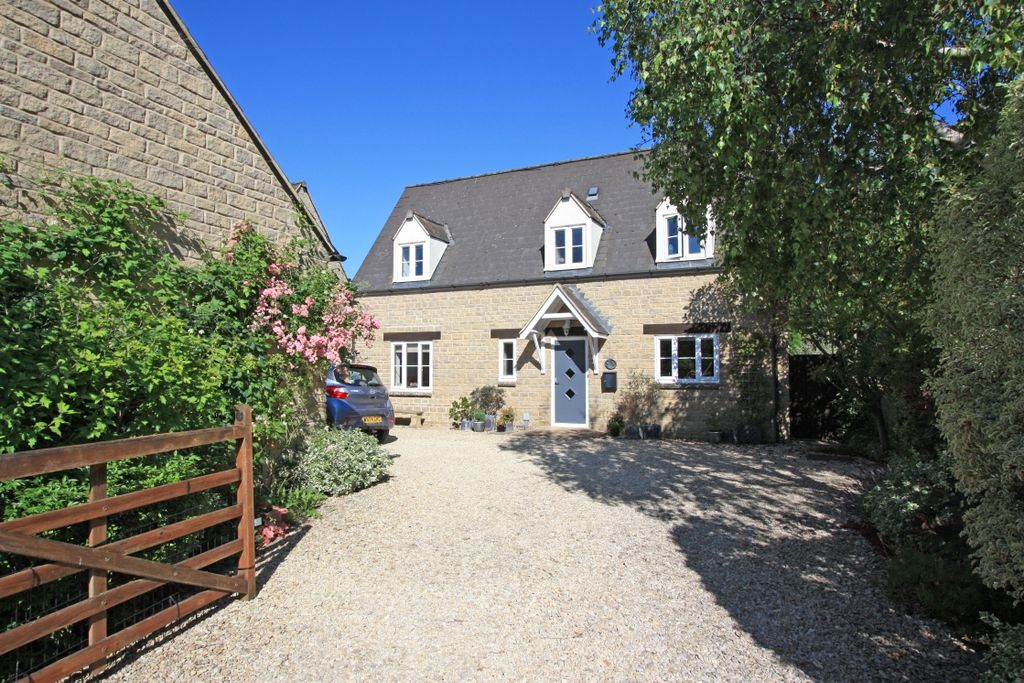 Property photo 1 of 22