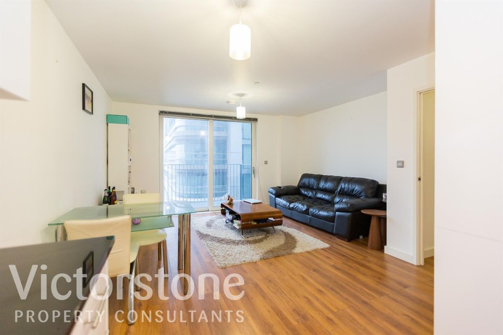 Property photo 1 of 12 3495252