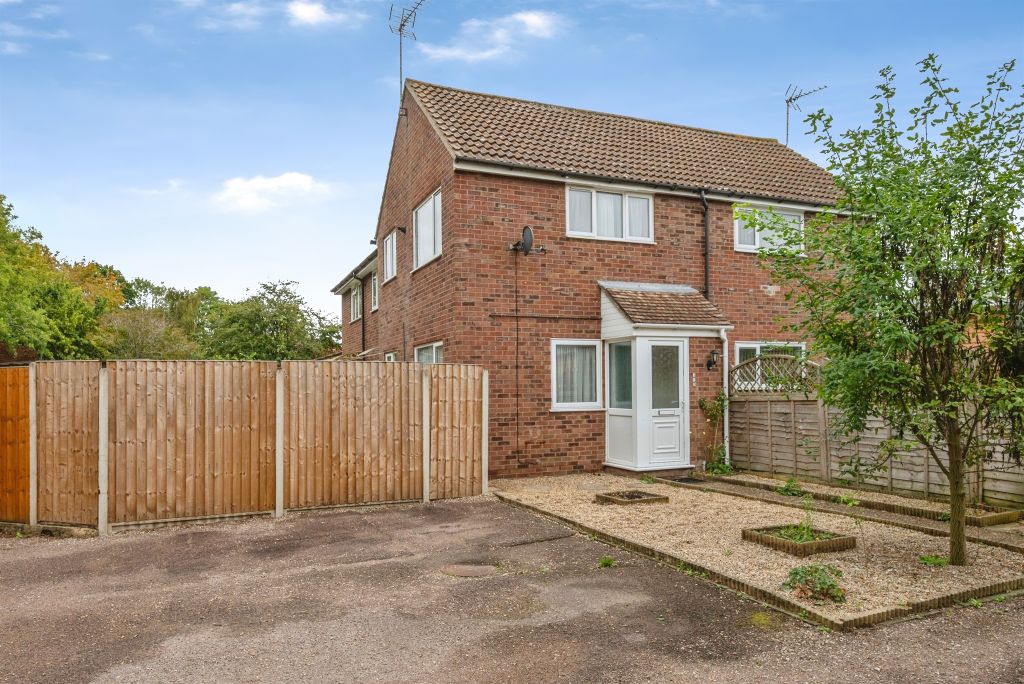 Property photo 1 of 12