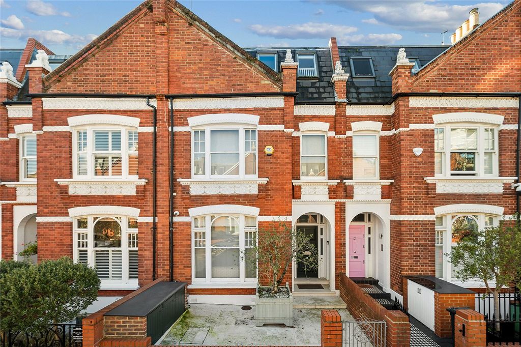 Property photo 1 of 13 Front Exterior