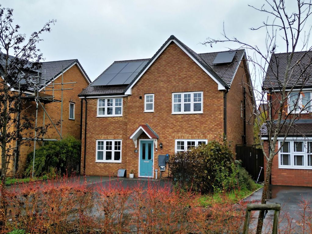 Property photo 2 of 13