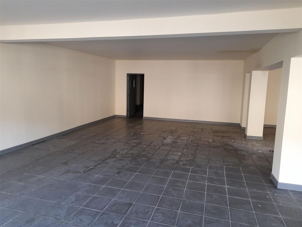 Property photo 3 of 4