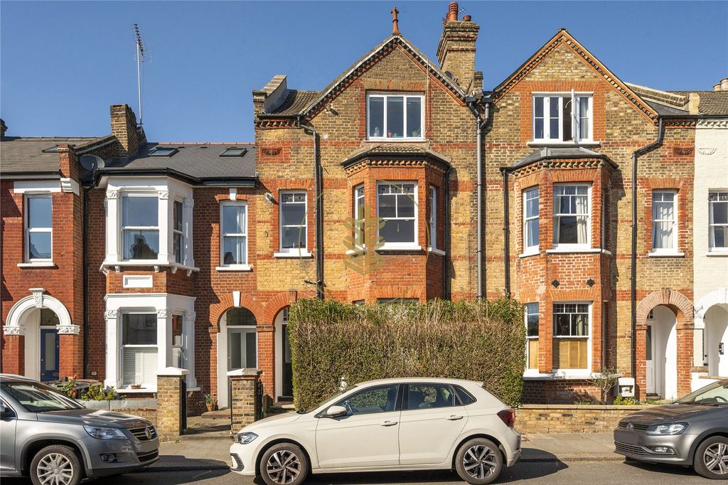Property photo 1 of 15 Picture No. 11