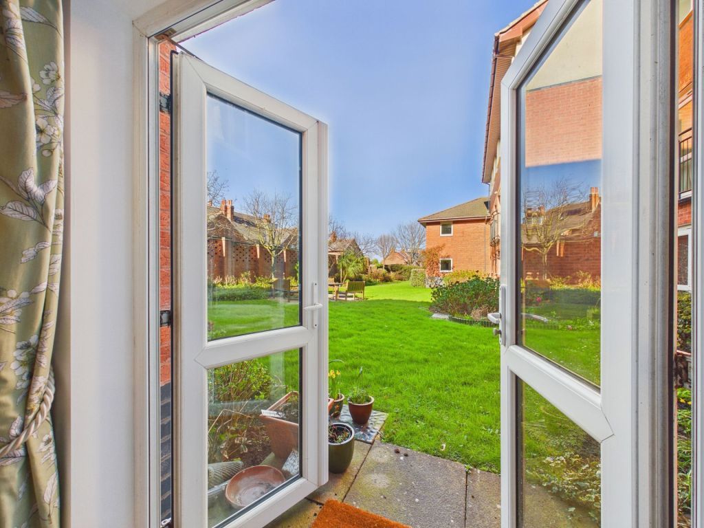 Property photo 2 of 14