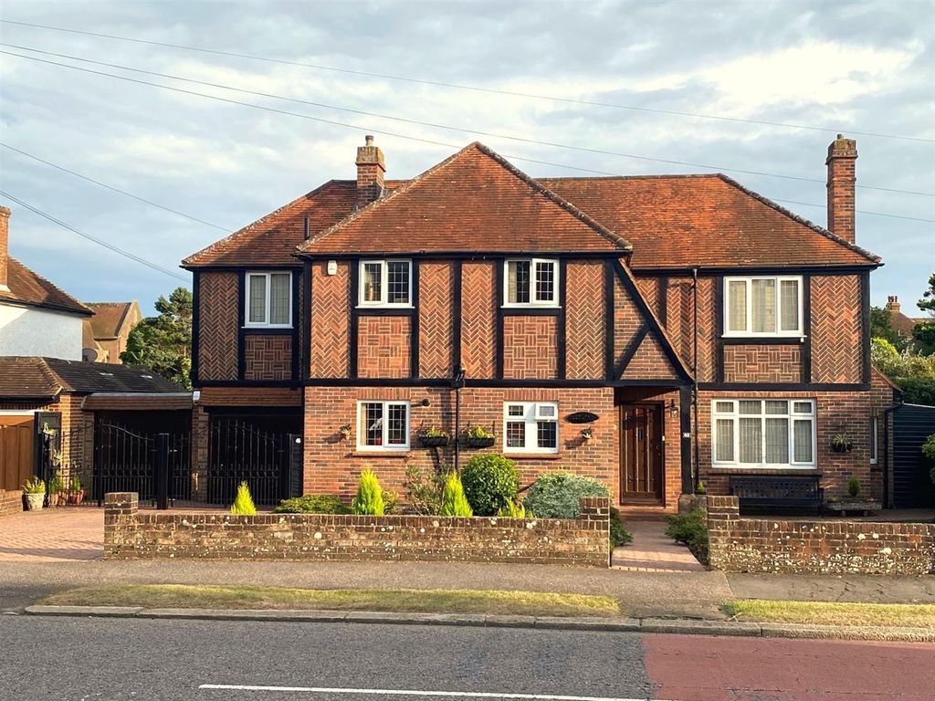 Property photo 1 of 23