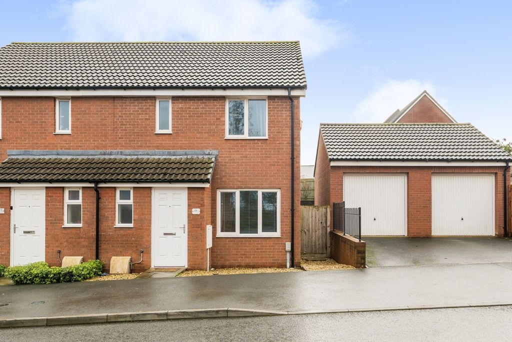 Property photo 1 of 17 1399992-22-69665604Ea6d0