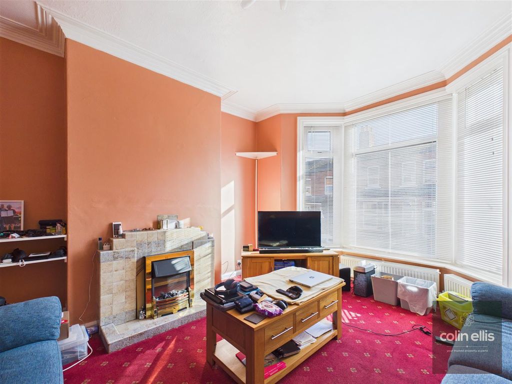 Property photo 2 of 19 Cam05075G0-Pr0452-Still018.Jpg