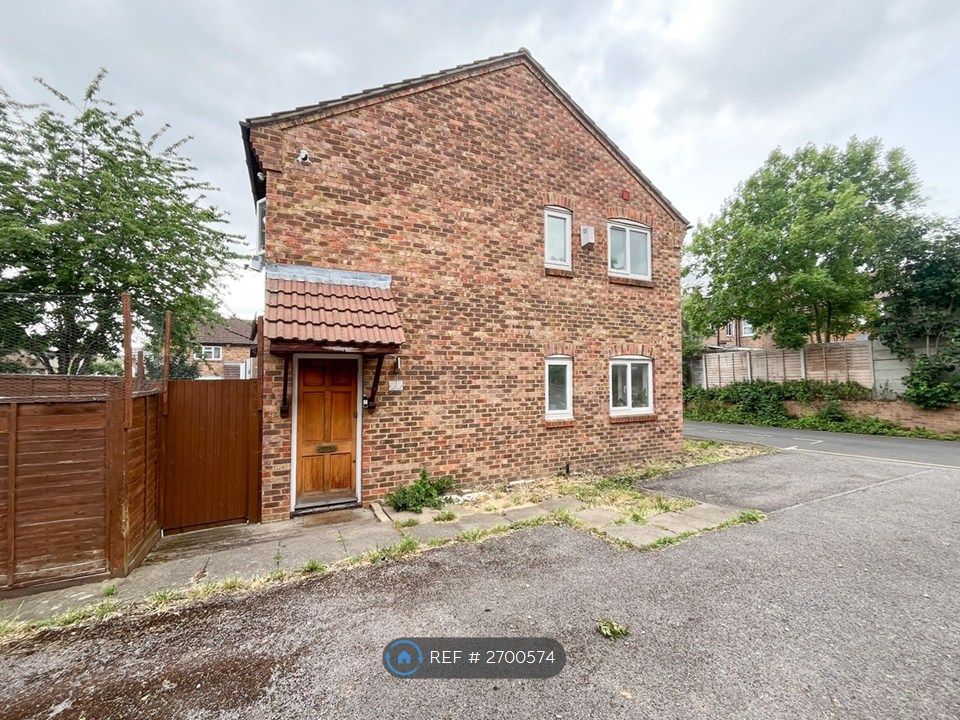 Property photo 2 of 14 External