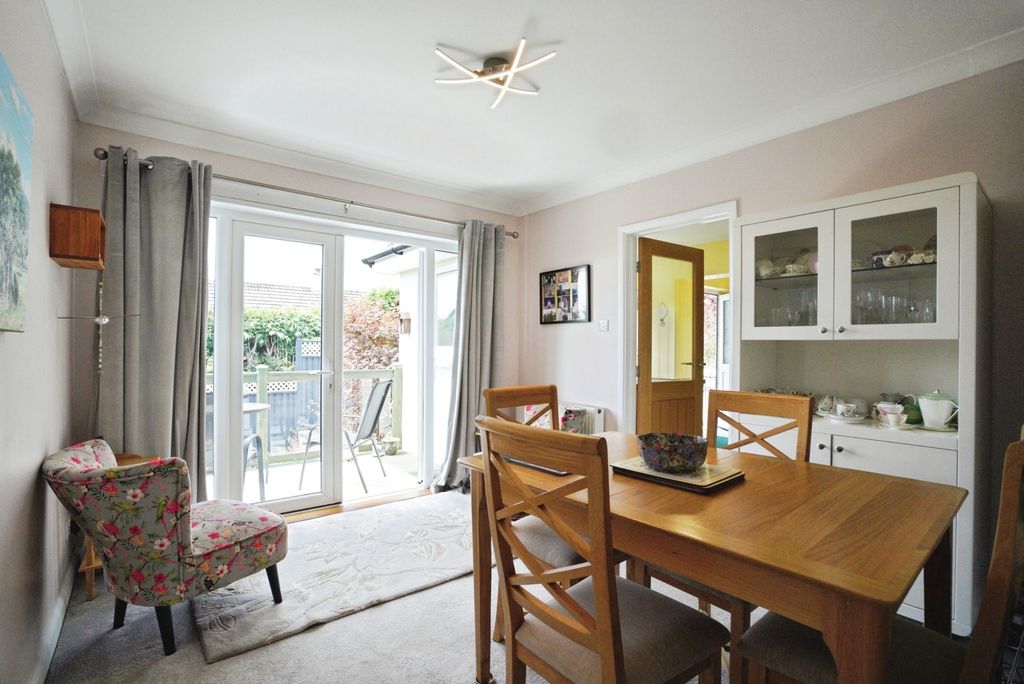 Property photo 3 of 21 Pbox-Img.Jpg